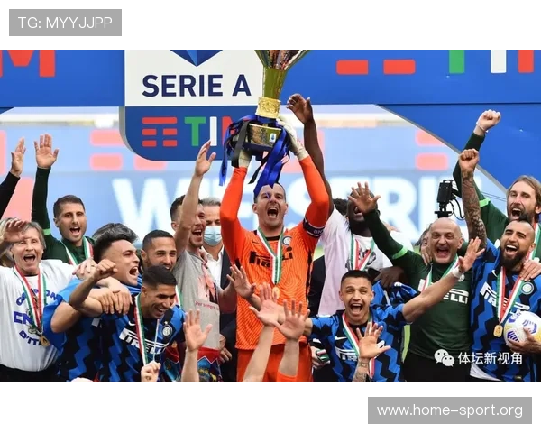 西班牙人官方强烈谴责球迷借横幅恶意攻击裁判团队严重之恶劣行为