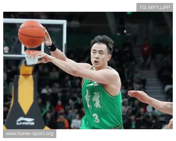 辽宁男篮提前晋级正赛原帅称与赵继伟默契十足无需磨合展现出色状态